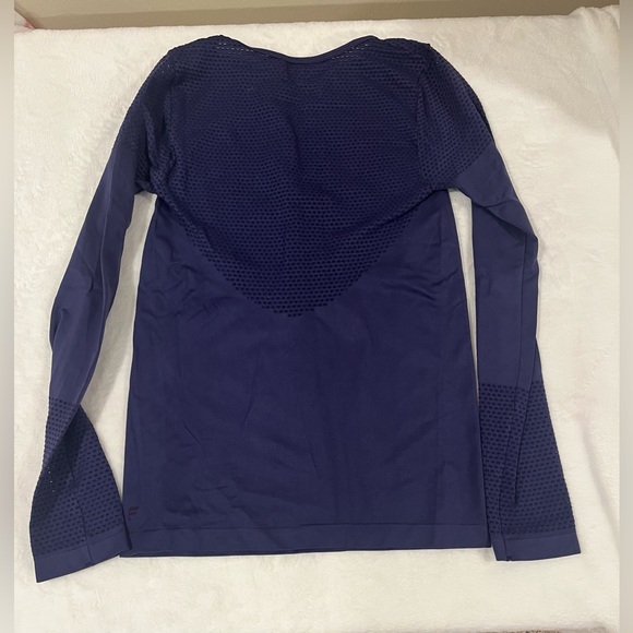 Unbranded Performance Workout Long Sleeve Top With Mesh Panels - Picture 4 of 8